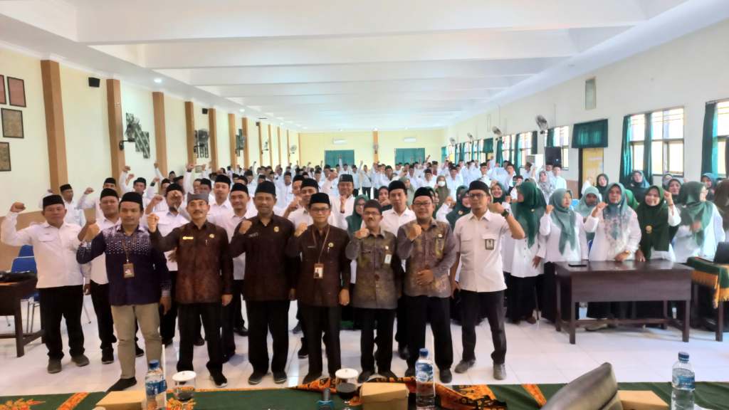 Pembinaan Penyuluh Agama Islam di Kemenag&nbsp;Banyuwangi
