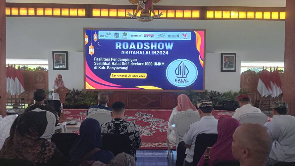 Kolaborasi Kementerian Koperasi dan Usaha Kecil Menengah (Kemenkop UKM), Badan Penyelenggara Jaminan Produk Halal (BPJPH) Kemenag RI dan Pemkab Banyuwangi Memberikan Fasilitas Pendampingan Sertifikat Halal Pelaku&nbsp;UMKM)