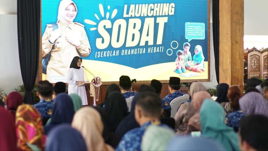 Selaraskan Pendidikan Anak, Banyuwangi Fasilitasi Sekolah Parenting untuk Ribuan Orang&nbsp;Tua