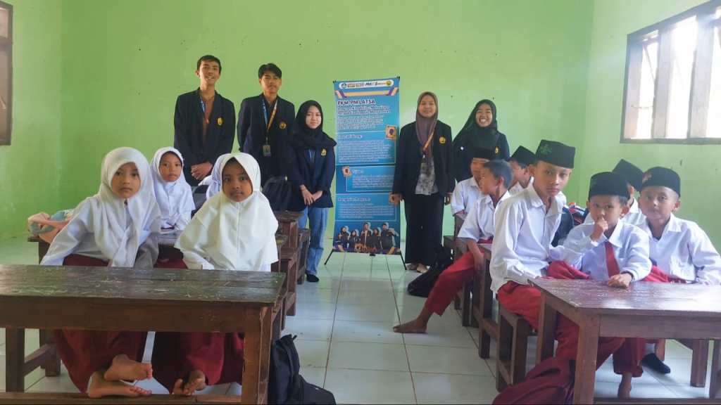 Mahasiwa Universitas Jember Luncurkan Flash Card Latsa untuk Optimalisasi Trigatra Bangun&nbsp;Bahasa